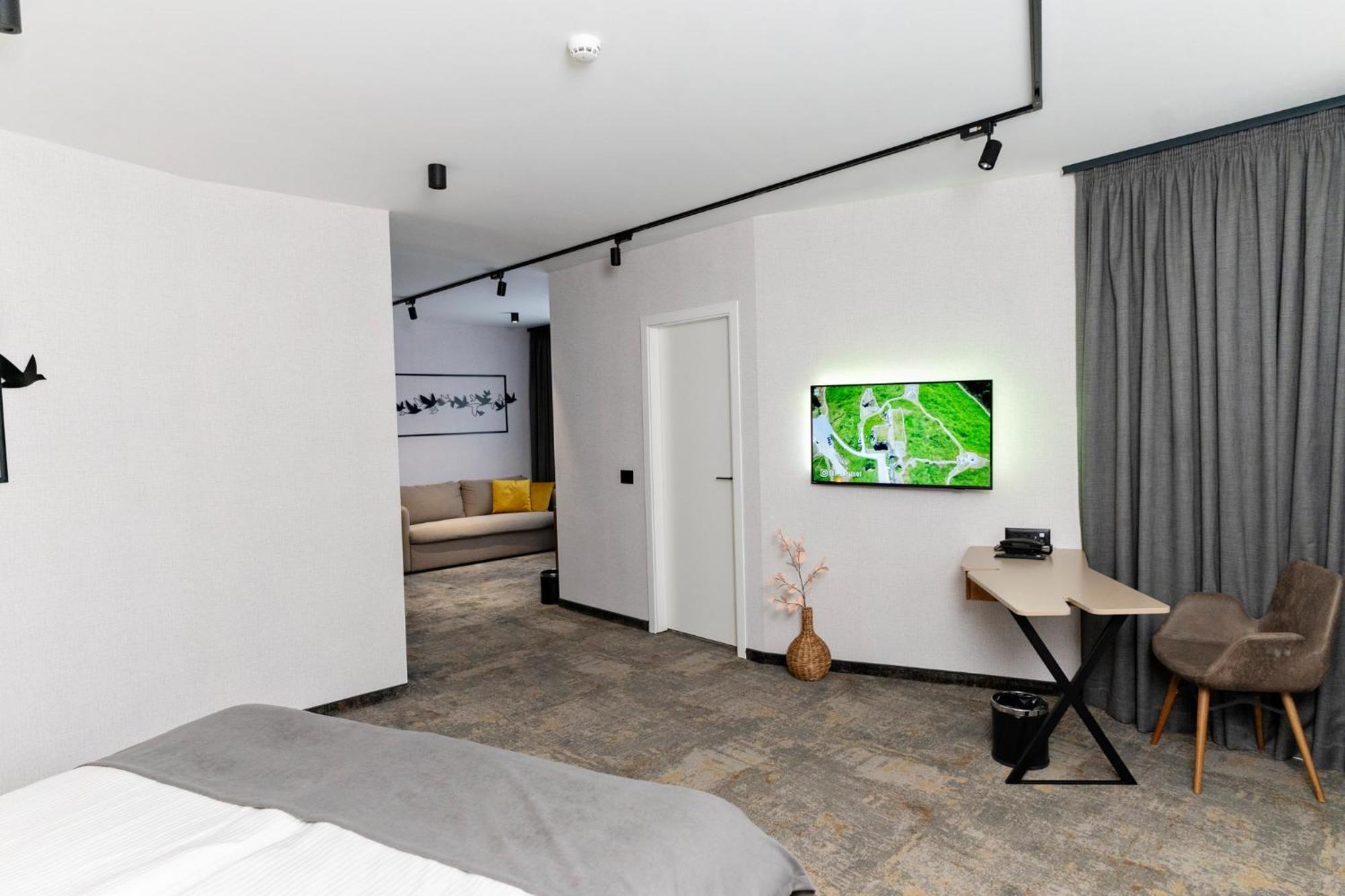 Mm Boutique Hotel Burgas Bagian luar foto